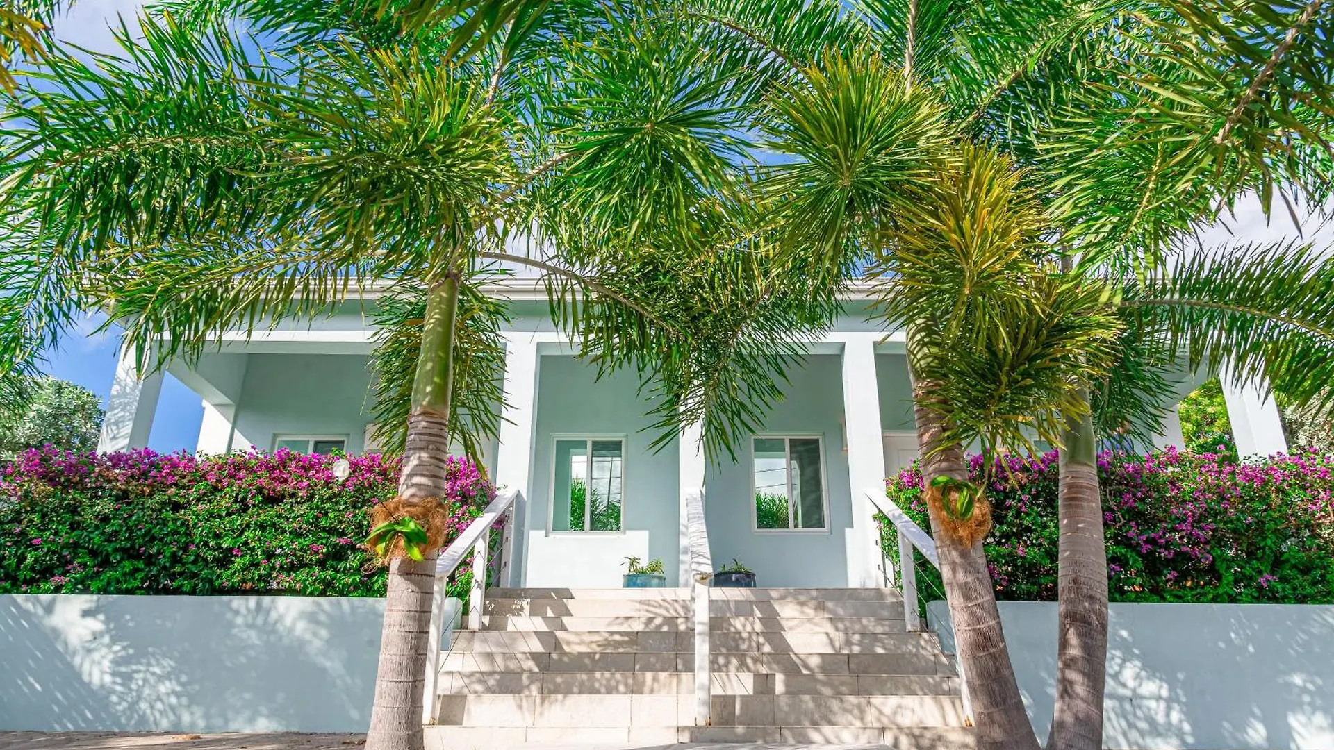 Trade Winds Cottage #1 Cedar Grove